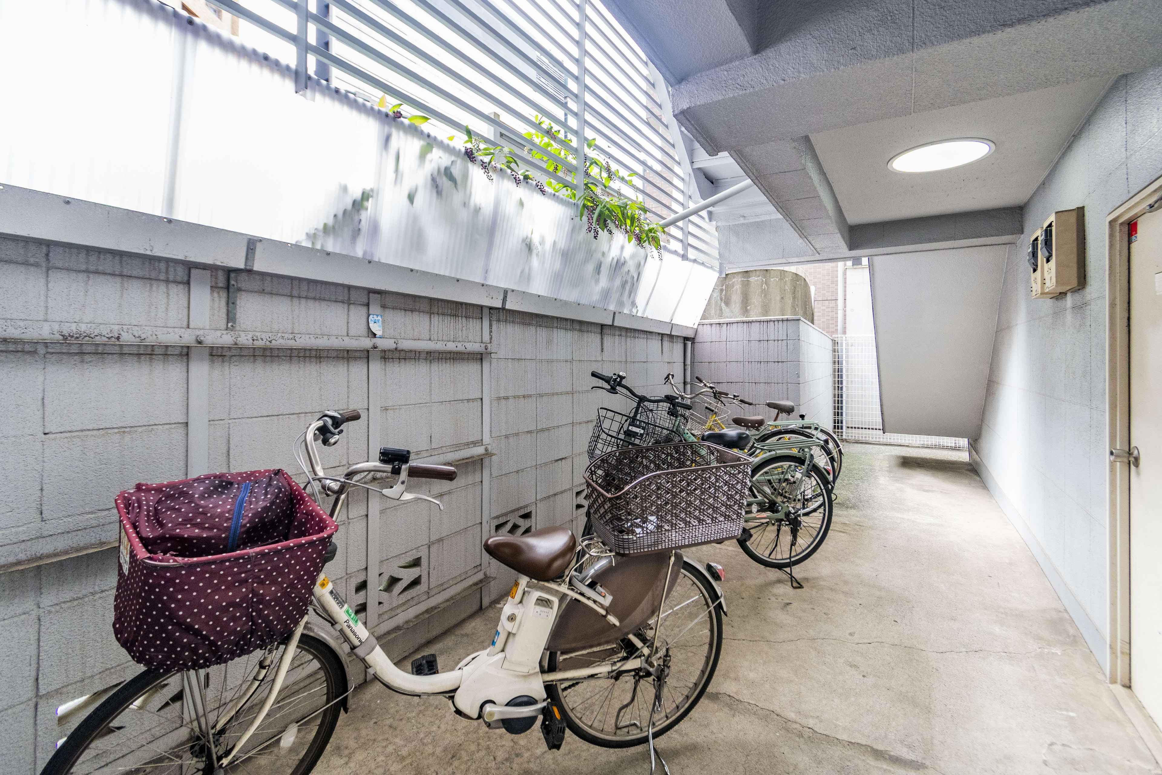 バイク置場・駐輪場