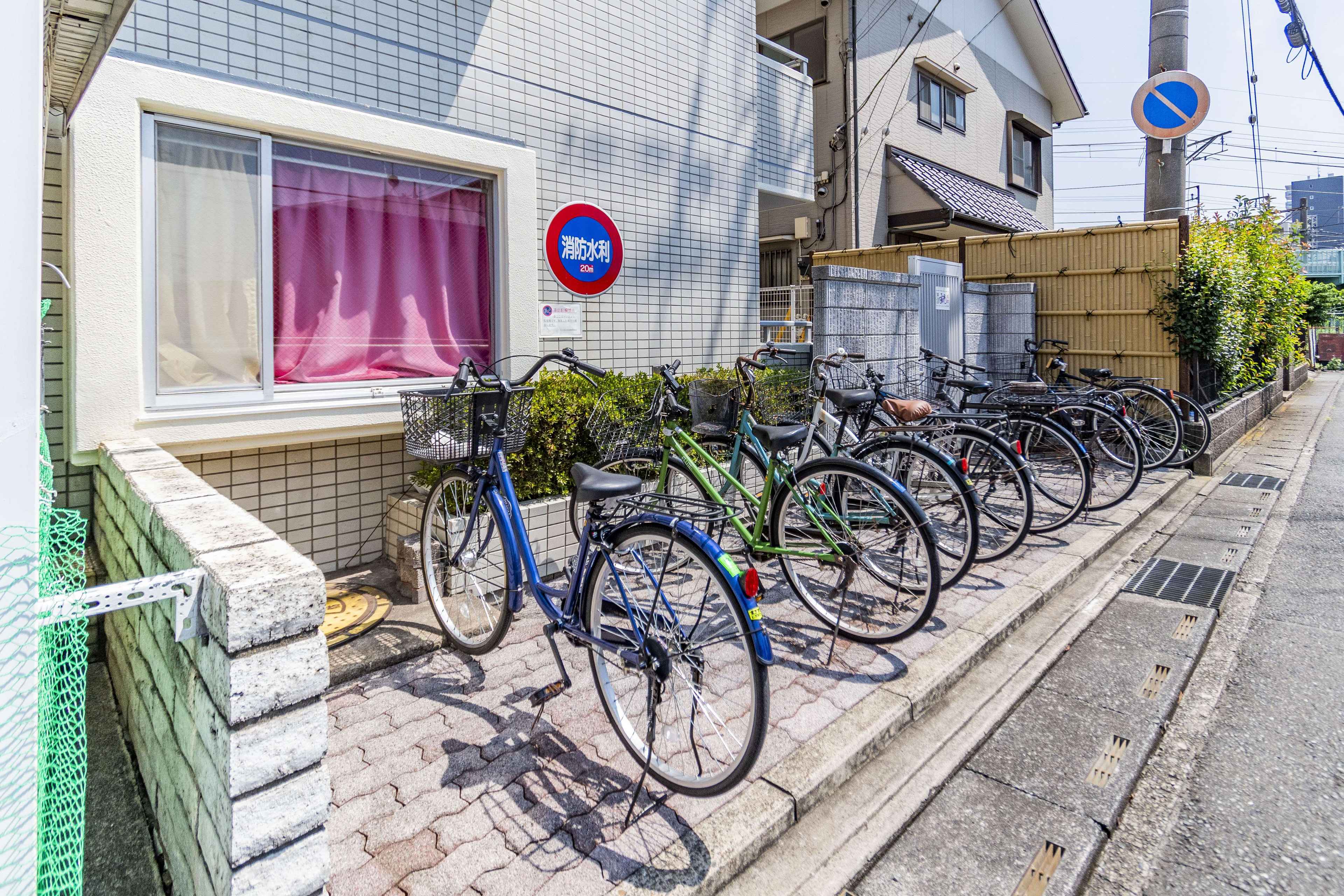 バイク置場・駐輪場